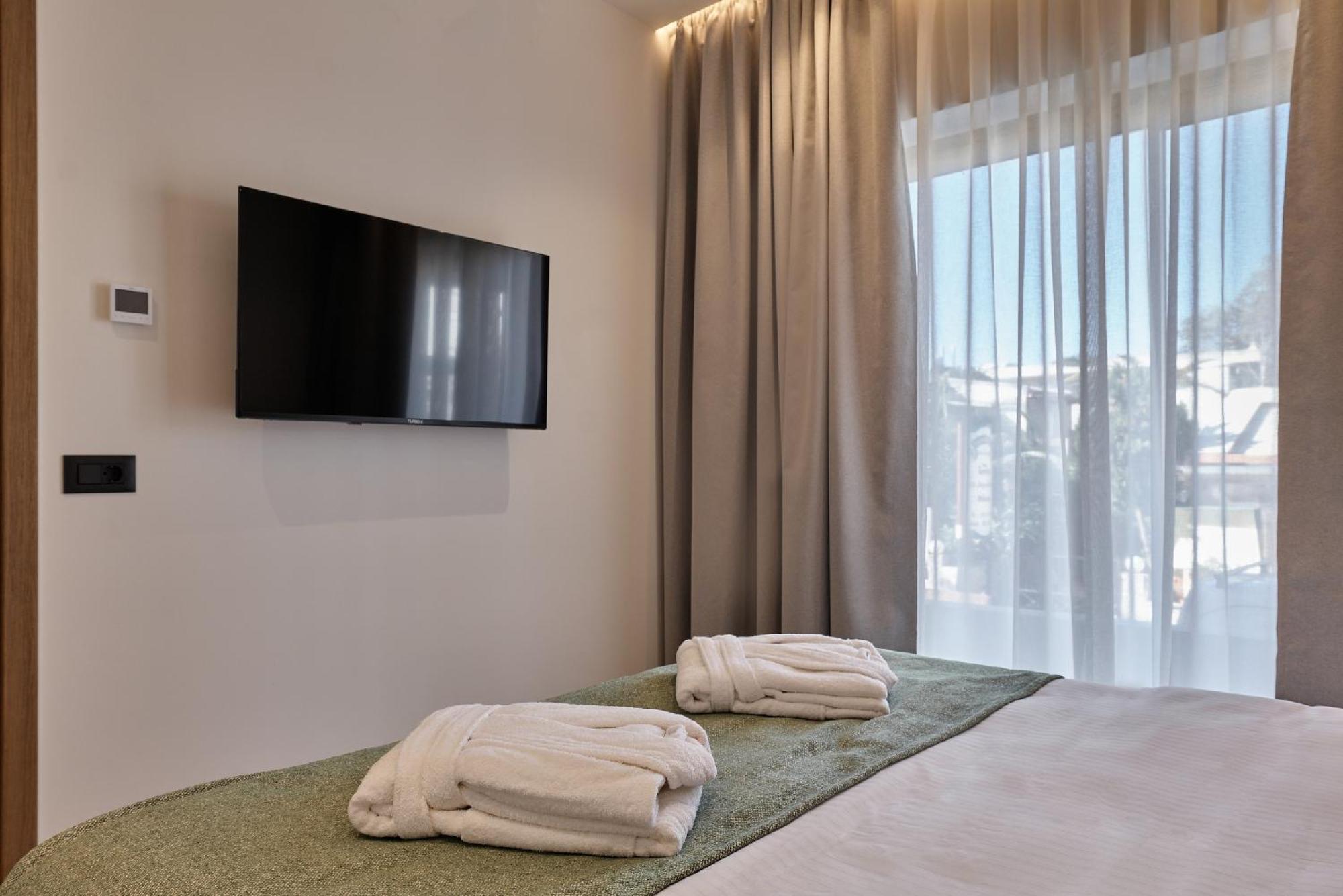 Inea Sole Boutique Hotel Kato Daratso Exterior photo